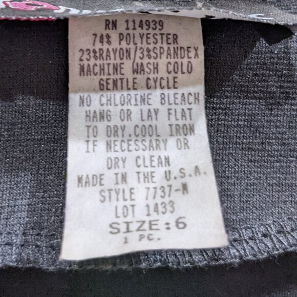 Vintage Y2K Little Black Dress 6 Queen Anne Sweetheart Neck Retro Mod Pockets - Picture 4 of 5